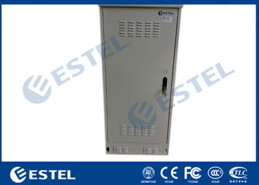 Zewnętrzne szafy komunikacyjne z izolacją cieplną IP55 19&quot;